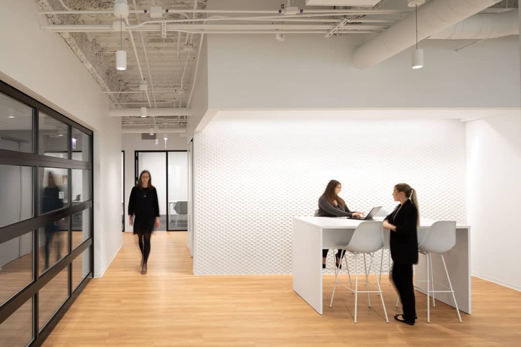 common area in Accenture Tower, 500 Madison Gallery